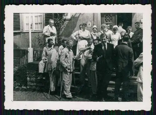 12x Foto Soldaten Wehrmacht Lazarett Kaiserin-Auguste-Viktoria G. Haus Berlin ?