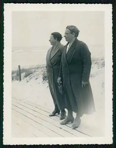 7x alte Fotos ältere Damen und Herren am Strand uvm. Urlaub Sommerfrische 1934