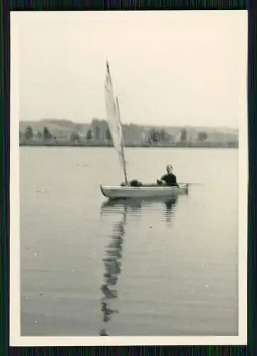 8x Foto Bootsfahrt mit großem Paddelboot 1937 Schlesien ? Beschreibung Rückseite