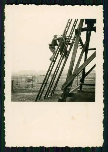 4x Foto Soldaten Wehrmacht Ausbildung an der Kletterwand Hindernisbahn