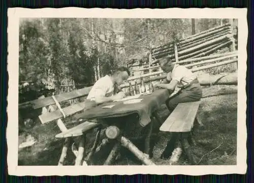 7x Foto Soldaten Wehrmacht im Waldlager Norwegen Finnland 1942-43