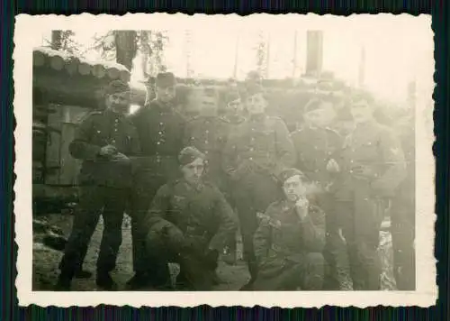 5x Foto Soldaten Wehrmacht im Waldlager Norwegen Finnland 1942-43