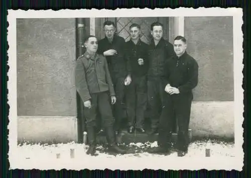 13x Foto Soldaten Wehrmacht auf Stube Kaserne im Einsatz und vieles mehr