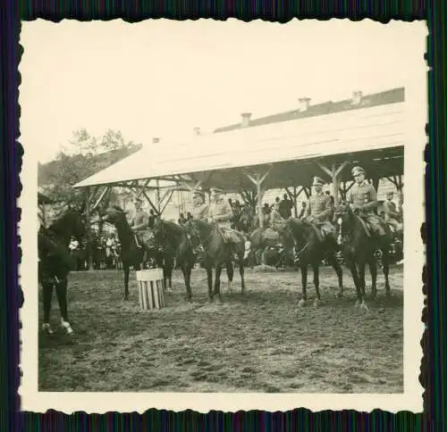 5x Foto Soldaten Wehrmacht Reitturnier in Neustadt Hessen ? Pfingsten 1941