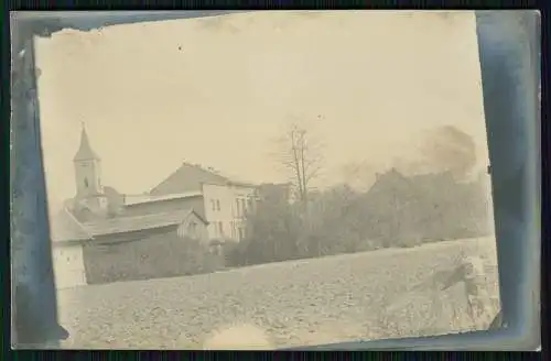 Foto AK Kleines Dorf in Deutschland mit Kirche Ort Unbekannt ? 1920-25