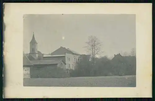 Foto AK Kleines Dorf in Deutschland mit Kirche Ort Unbekannt ? 1920-30