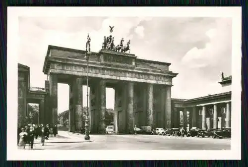 4x Foto Berlin Volkswagen VW Brezel Käfer und andere Stadt-Ansichten