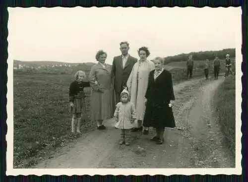 21x alte Original Nachkriegsfotos 1945-60 Familie soziales Leben Reise u.v. mehr