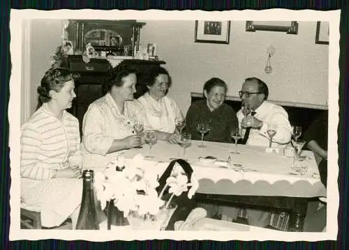 23x alte Original Nachkriegsfotos 1945-60 Familie soziales Leben Reise u.v. mehr