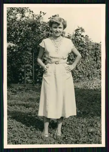 23x alte Original Nachkriegsfotos 1945-60 Familie soziales Leben Reise u.v. mehr