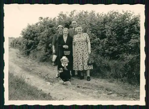 23x alte Original Nachkriegsfotos 1945-60 Familie soziales Leben Reise u.v. mehr