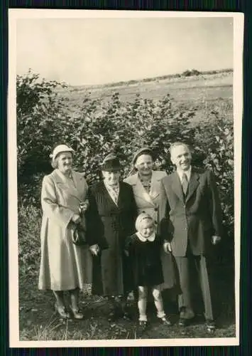 23x alte Original Nachkriegsfotos 1945-60 Familie soziales Leben Reise u.v. mehr