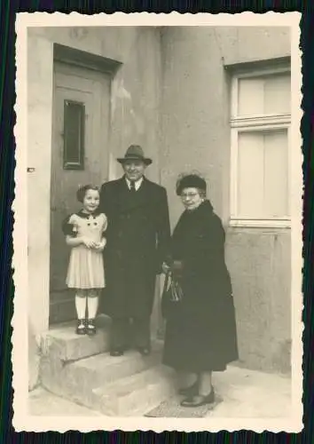 23x alte Original Nachkriegsfotos 1945-60 Familie soziales Leben Reise u.v. mehr