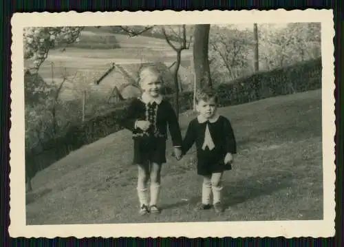 23x alte Original Nachkriegsfotos 1945-60 Familie soziales Leben Reise u.v. mehr