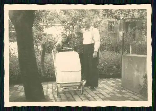 23x alte Original Nachkriegsfotos 1945-60 Familie soziales Leben Reise u.v. mehr