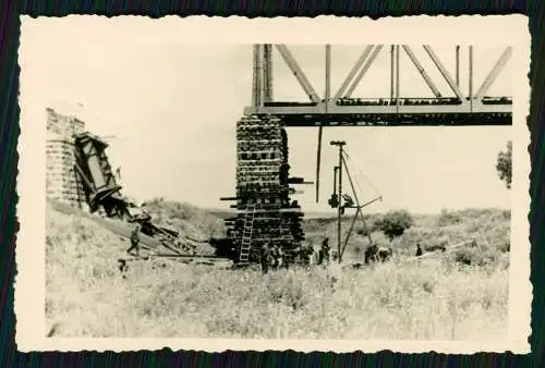 3x Foto Wehrmacht Pioniere Soldaten erneuern sehr geschickt eingestürzte Brücke