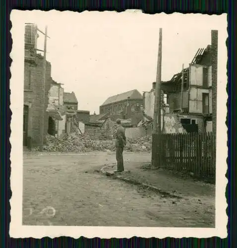 7x Foto Vormarsch Soldaten Wehrmacht Kriegszerstörung Belgien Frankreich