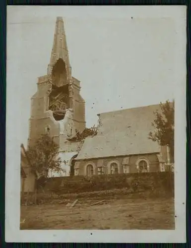 Foto 1. WK unbekannter Ort Frankreich, Zerstörte Kirche Kriegstrümmer 1916