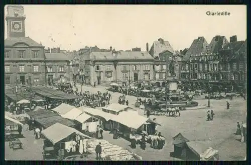 AK 1. WK Charleville Mézières Ardennes Markt viel Stände 1917 Feldpost gelaufen