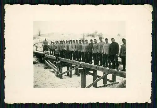 7x Foto Soldaten Wehrmacht Pioniere im Einsatz mit Schlauchboot und vieles mehr