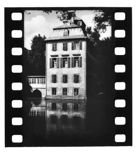 Altes Dia - Frankfurt am Main, Partie aus dem Holzhausenpark