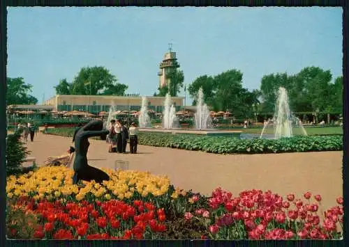 Foto AK Essen in Ruhrgebiet Grugapark großer Blumenhof Terrasse am Blumenanger