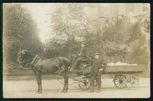 Foto AK Kutsche Pferd Aufschrift Messerfabrik Gebr. Schmitt Remscheid ? 1911