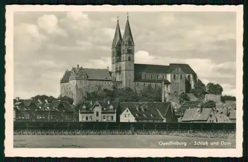 Foto AK Quedlinburg im Harz, Blick auf das Schloß mit Dom 1942 Feldpost gelaufen