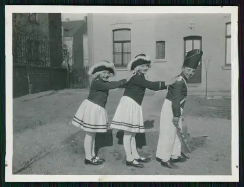 7x Kinder Karneval Köln am Rhein Weiden Lindenthal Bahnhofstraße Hinterhof 1936