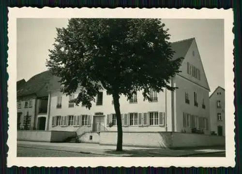 6x Foto Stadt Dorf in Deutschland Wo ? Gebäude Amt oder ähnlich um 1940