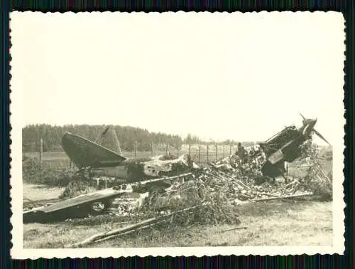 Foto Flugzeug Aircraft Bruch zerstört am Boden 1941-43