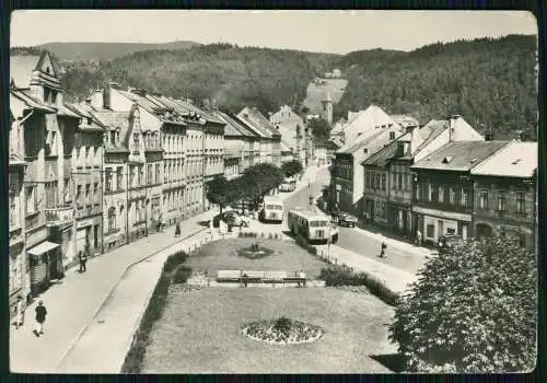 Foto AK Nejdek Neudek Karlsbad Náměstí V. I. Lenina, v pozadírestaurace VYHLÍDKA