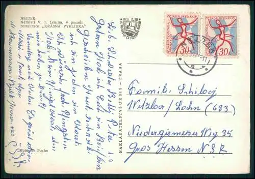 Foto AK Nejdek Neudek Karlsbad Náměstí V. I. Lenina, v pozadírestaurace VYHLÍDKA