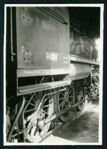 10x Foto Deutsche Eisenbahn Lokomotive Bahnhof Gleisanlagen uvm aus der DDR Zeit