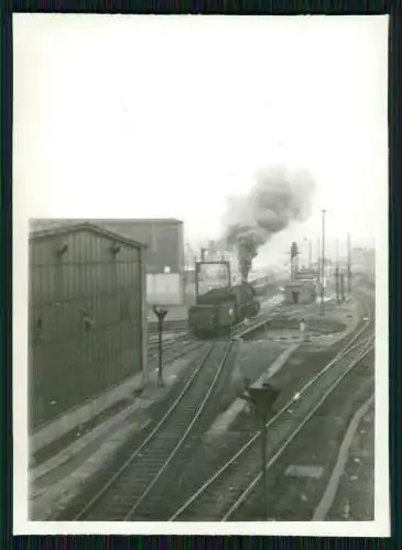 7x Foto Deutsche Eisenbahn Lokomotive Bahnhof Gleisanlagen uvm. aus der DDR Zeit