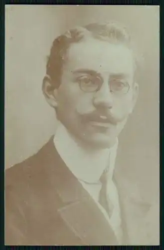 2x Foto AK feiner Herr mit Brille Schnurbart und Dame 1908 Karlsruhe gelaufen