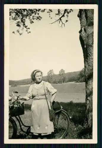 8x Foto Damen Mädchen mit Fahrräder Fahrrad 1925-50