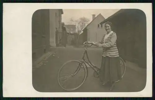 8x Foto Damen Mädchen mit Fahrräder Fahrrad 1925-50