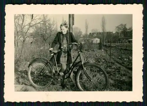 8x Foto Damen Mädchen mit Fahrräder Fahrrad 1925-50