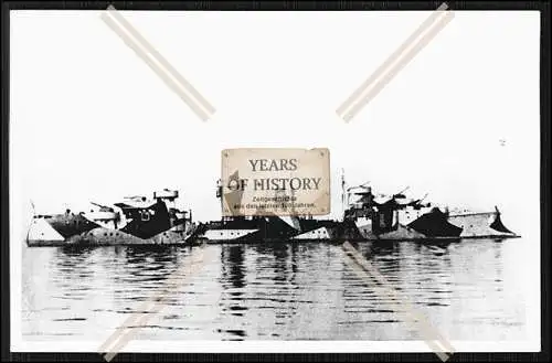 Foto Kleiner Kreuzer Medusa Schwimmende Flak-Batterie Gazelle Klasse