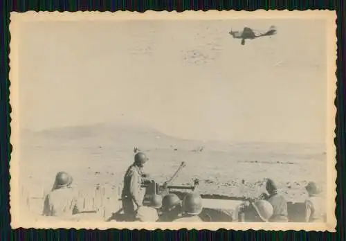 3x Foto 9 x 6 cm altes Papier nach 1945 - Panzer Tank Flugzeug Sdkfz