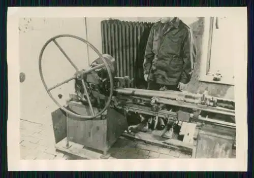 4x Foto 9 x 6 cm altes Papier nach 1945 - Flak 2,8cm Munitionsdepot .......