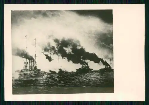 7x Foto 9 x 6 cm altes Papier nach 1945 - Marine Kriegsschiffe Gefecht ......