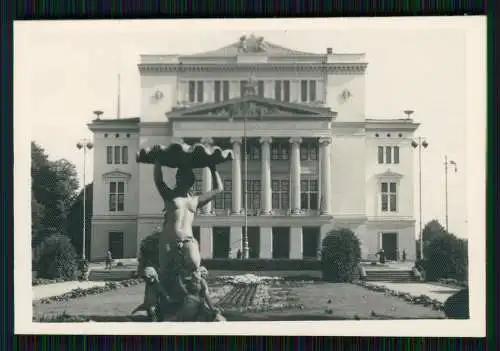 4x Foto WK II Wehrmacht Riga Lettland Freiheitsdenkmal und andere Ansichten