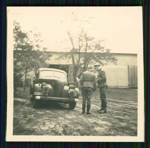 4x Foto WK II Wehrmacht Soldat schmückt mit Blumen Fahrzeug PKW 1941 WH-707366