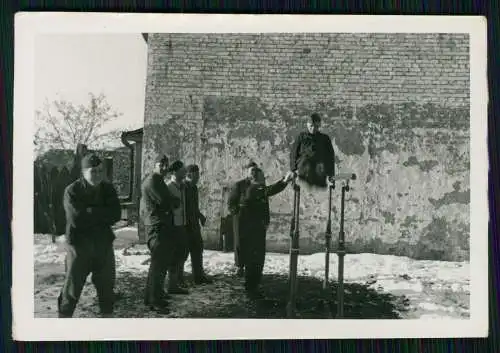 4x Foto Wehrmacht Soldaten WK II - Turnen an Barren Turngerät