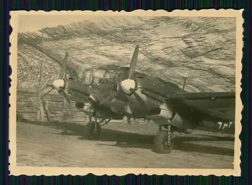 Foto 7 x 5 cm altes Papier nach 1945 - German Flugzeug Aircraft Heinkel He 111
