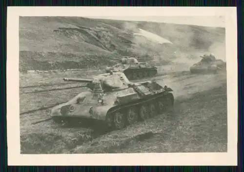 5x Foto 10,5 x 6,5cm - altes Papier nach 1945 - Panzer Tank