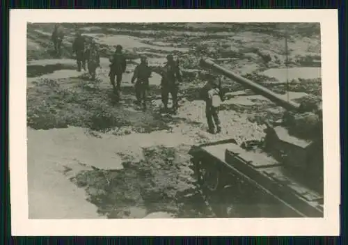 5x Foto 10,5 x 6,5cm - altes Papier nach 1945 - Panzer Tank