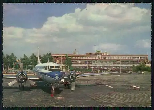 Foto AK Hamburg Fuhlsbüttel - Flughafengebäude Flugzeug Rollfeld ....